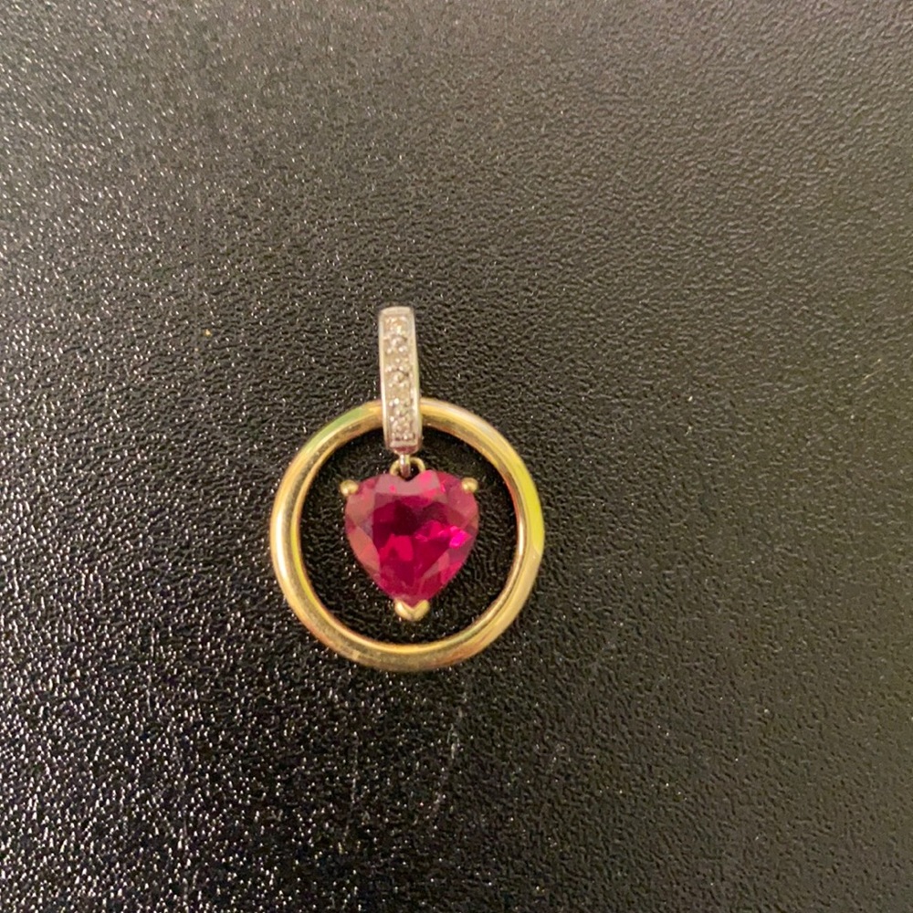 10kt ruby heart pendant